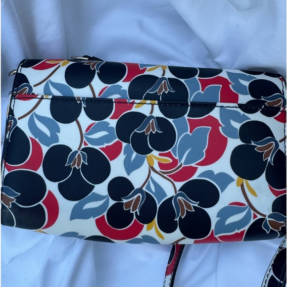 Kate Spade Cameron Small Flap Crossbody Bag Breezy Floral - Picture 3 of 6